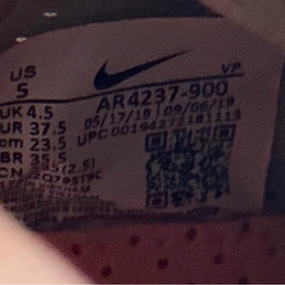 New FEAR OF GOD SNEAKERS - Picture 4 of 4